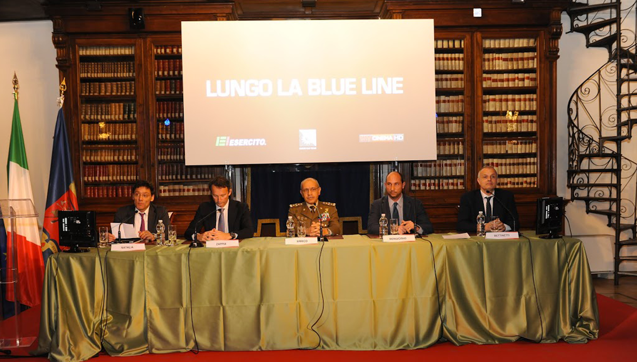Lungo La Blue Line