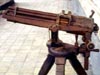 La prima mitragliera meccanica