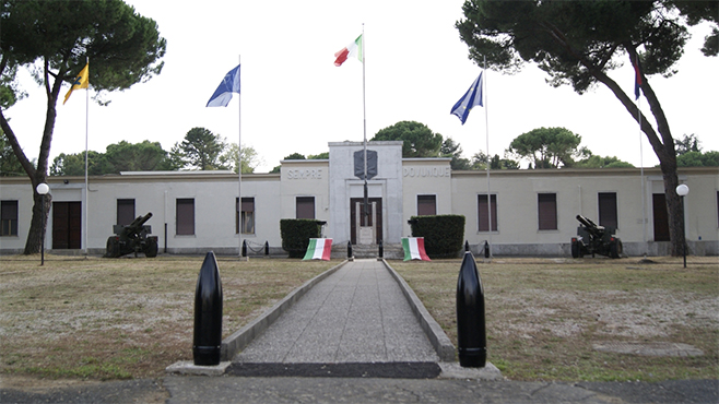 Il Piazzale dell'alzabandiera